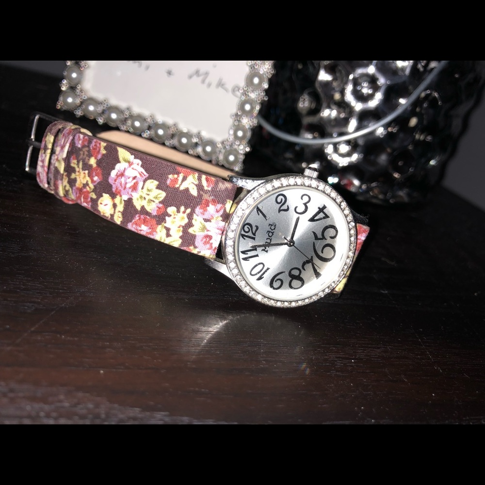 Floral watch